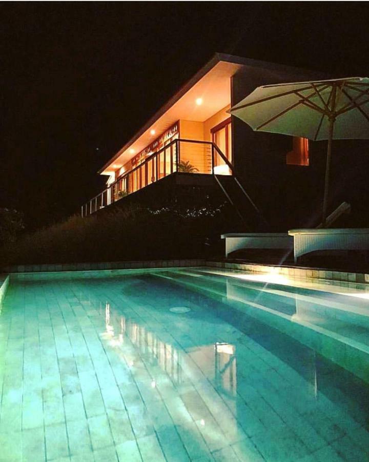 Villa Atas Pelangi Kuta  外观 照片